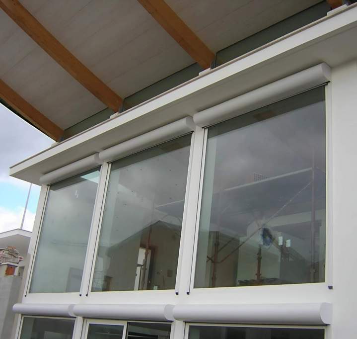 Installation stores intérieurs Modane